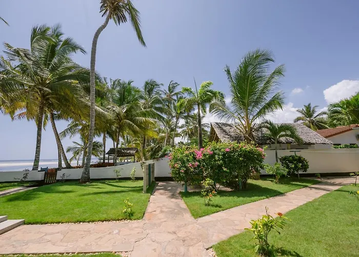Oasys House - Beautiful Private Beach Front Home
